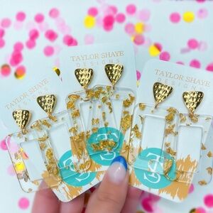 NWT Taylor Shaye Designs Gloria Rectangle Drops Earrings